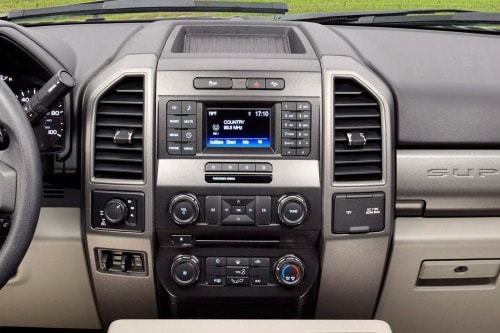2017 Ford F-250 Super Duty XL Extended Cab Pickup Center Console Shown