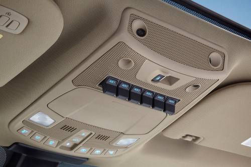 Ford F-250 Super Duty Lariat Crew Cab Pickup Aux Controls