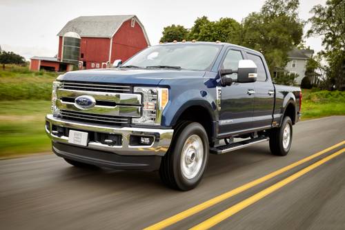 Ford F-250 Super Duty Lariat Crew Cab Pickup Exterior. Options Shown.