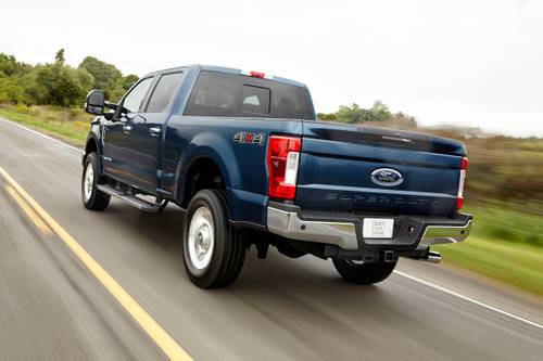 Ford F-250 Super Duty Lariat Crew Cab Pickup Exterior. Options Shown.