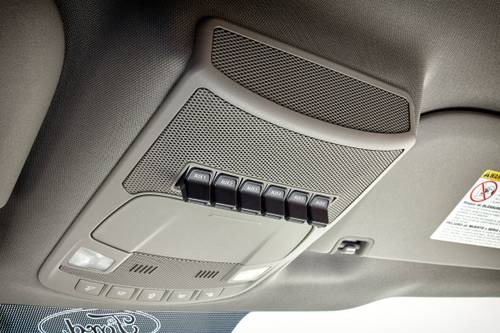 Ford F-250 Super Duty XL Extended Cab Pickup Aux Controls