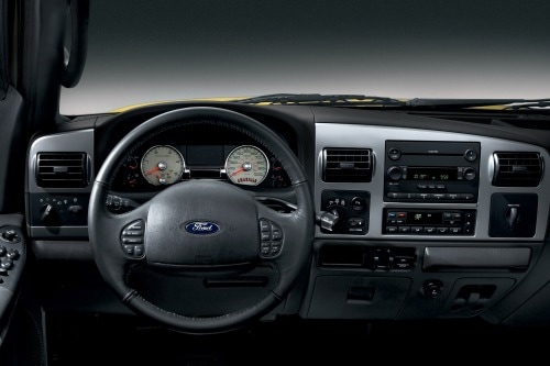 2007 Ford F-350 Super Duty XLT Crew Cab Pickup Dashboard