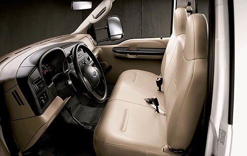 2007 Ford F-350 Super Duty XL 2dr Regular Cab Interior