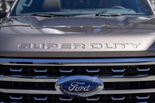 2023 Ford F-350 Super Duty Lariat Crew Cab Pickup Front Badge
