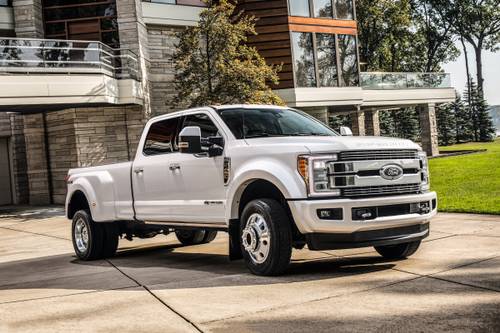 Ford F-450 Super Duty Limited Crew Cab Pickup Exterior