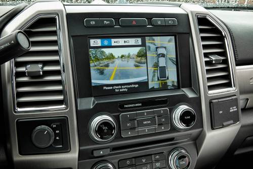 Ford F-450 Super Duty Platinum Crew Cab Pickup Center Console