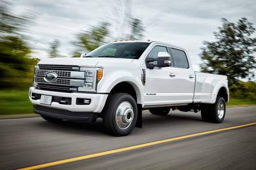 Ford F-450 Super Duty Platinum Crew Cab Pickup Exterior Shown