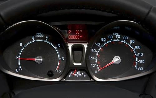 2011 Ford Fiesta Instrument Cluster