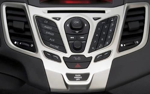 2011 Ford Fiesta SEL Center Console
