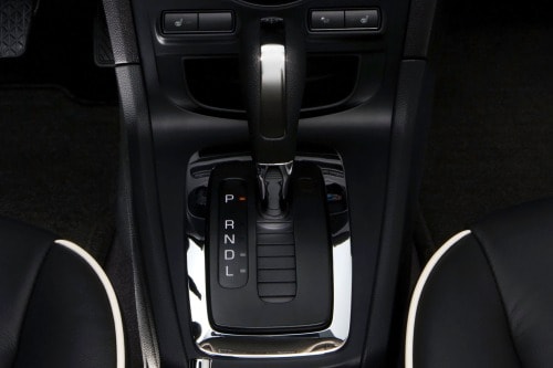 2013 Ford Fiesta Titanium Sedan Shifter
