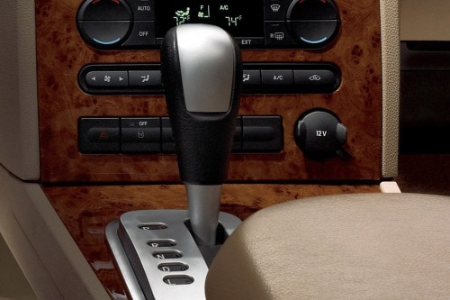 2007 Ford Five Hundred SEL Sedan Shifter
