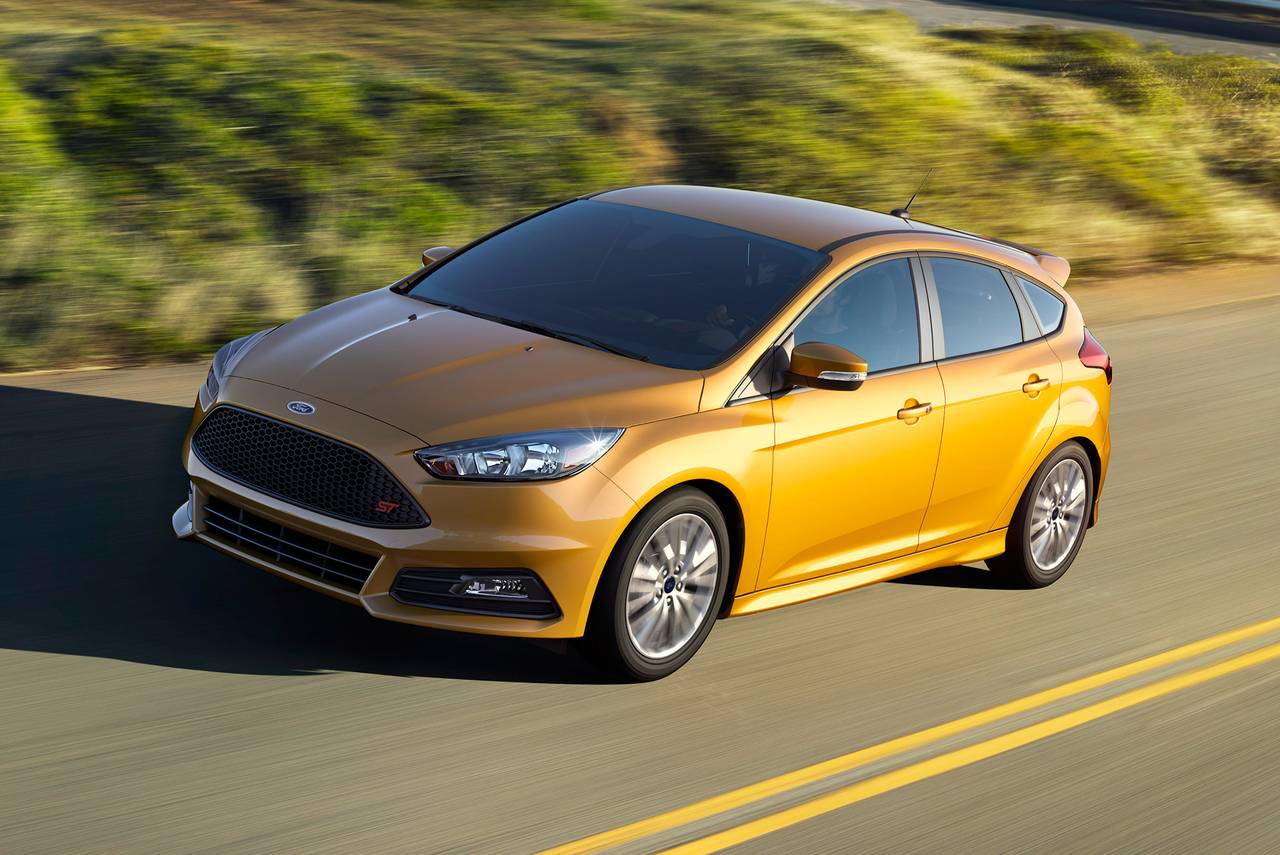 2017 Ford Focus ST base Market Value - What's My Car Worth