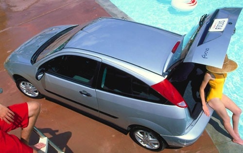 2000 Ford Focus ZX3 2dr Hatchback 