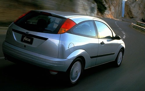 2000 Ford Focus ZX3 2dr Hatchback 