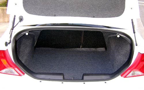 2000 Ford Focus Sedan Cargo Area