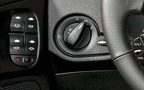 2006 Ford Focus ZX4 Headlight and Window Controls
