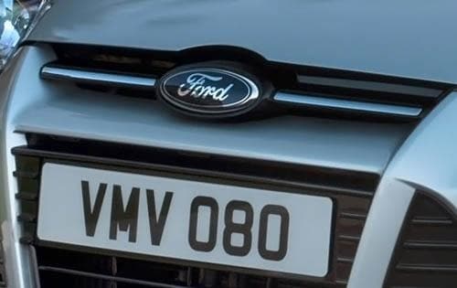 2012 Ford Focus Titanium Front Grille and Badging