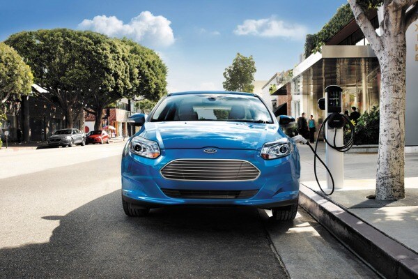 2014 Ford Focus Electric Gets $4,000 Price Cut | Edmunds 2014 Ford Focus Electric Gets $4,000 Price Cut | Edmunds