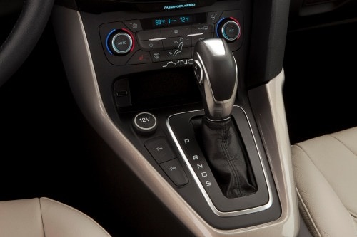 2016 Ford Focus SE Sedan Shifter