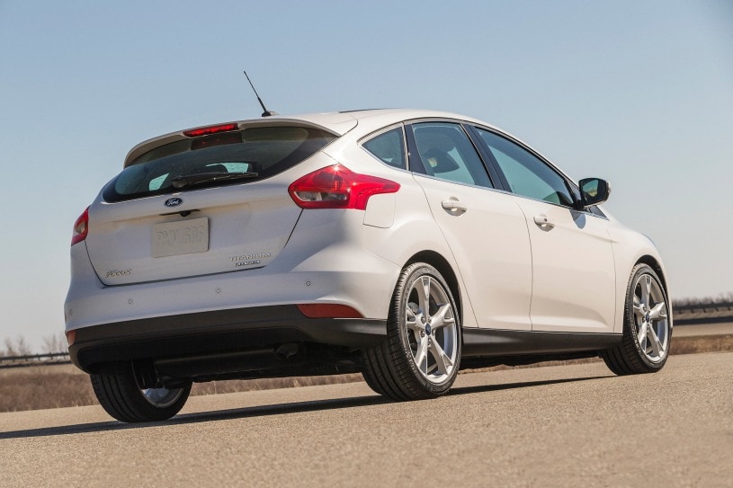 2018-ford-focus-pictures-128-photos-edmunds