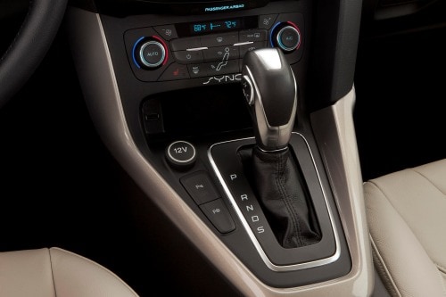 Ford Focus SE Sedan Shifter