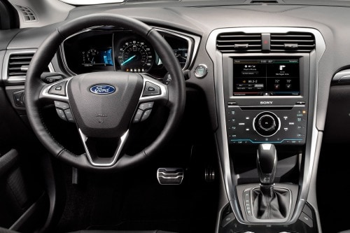 2016 Ford Fusion Energi Titanium Sedan Interior