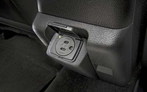 2011 Ford Fusion Hybrid Rear ac Outlet Detail