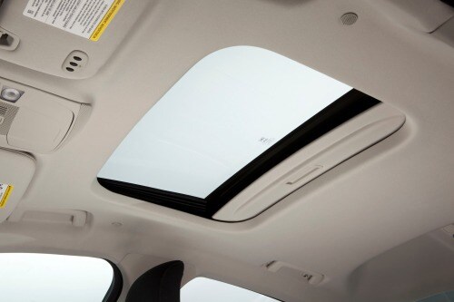 2013 Ford Fusion Hybrid SE Moonroof Detail