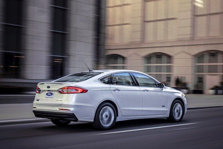 2019 Ford Fusion - Action Rear 3/4