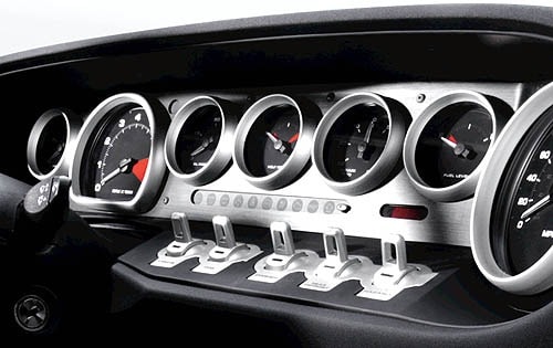 2006 Ford GT Base Center Console