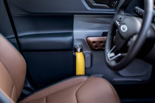 Ford Maverick Lariat Crew Cab Pickup Interior Detail