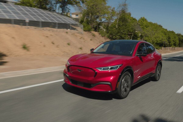 TESTED: 2021 Ford Mustang Mach-E Standard Range RWD Beats EPA Estimate By 34 Miles
