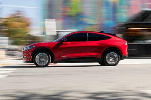 Ford Mustang Mach-E 4dr Hatchback Premium Profile