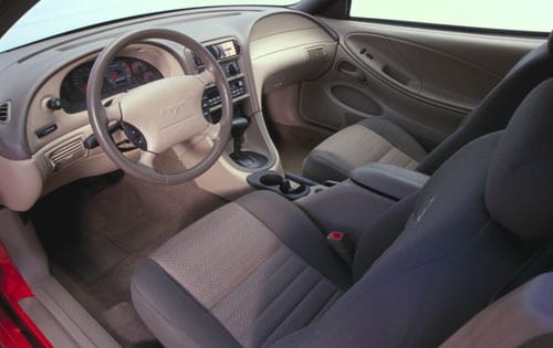 Mustang gt 2000 interior clearance