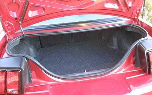 2001 Ford Mustang 2dr Coupe
