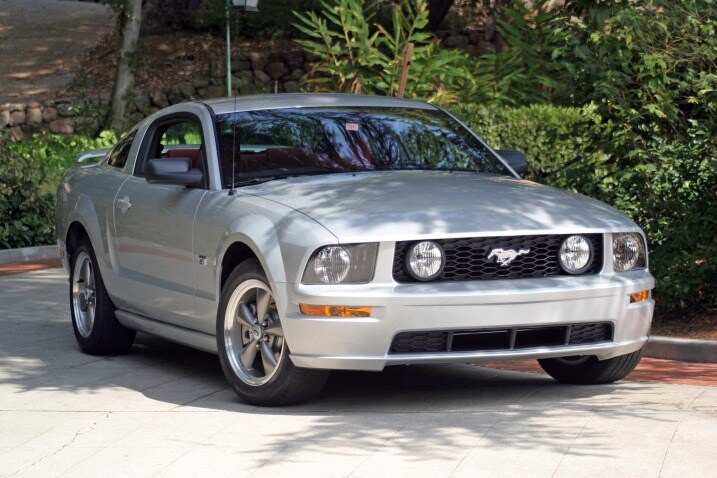 2005 07 Ford Mustang With Takata Airbags Set For Field Service 2005 07 Ford Mustang With Takata Airbags Set For Field Service Action