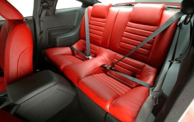 Used 2006 Ford Mustang Gt Deluxe Convertible Review Ratings Edmunds 2006 Ford Mustang Gt Premium Rear Seating