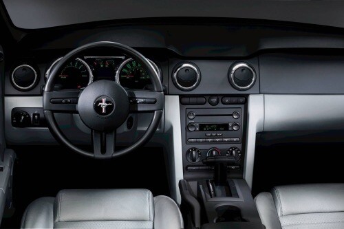 2007 Ford Mustang Premium Convertible Dashboard