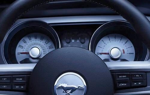 2011 Ford Mustang GT Instrument Cluster