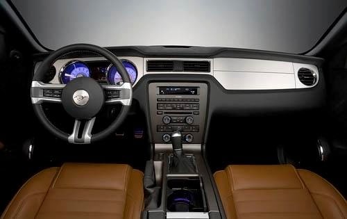 2011 Ford Mustang V6 Premium Interior