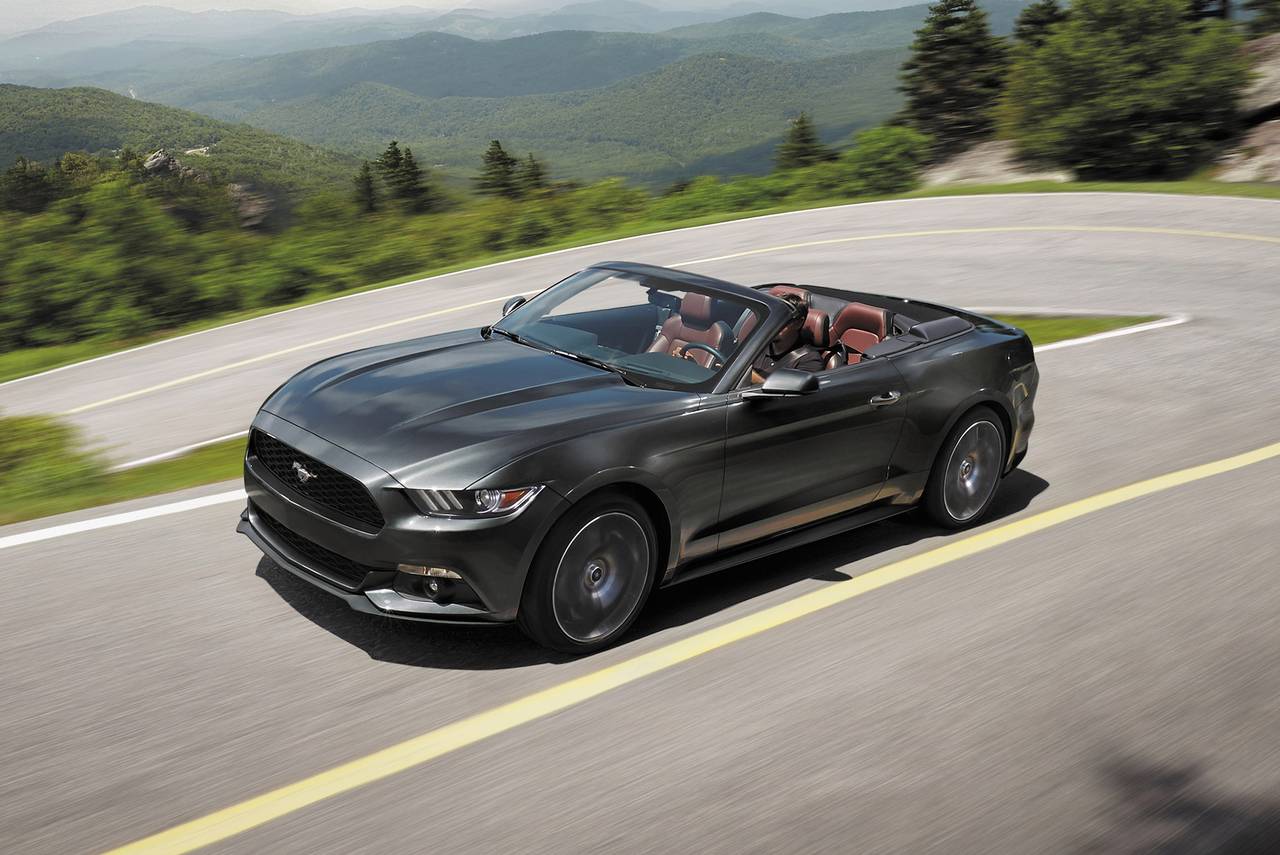 2018 Ford Mustang Convertible Pricing - For Sale | Edmunds