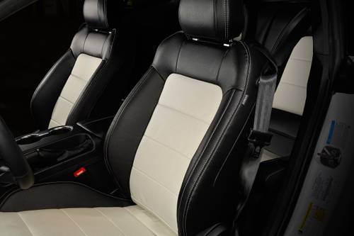 Ford Mustang GT Premium Coupe Interior Detail. Ice White Appearance Package Shown.