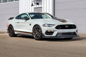 Ford Mustang Mach 1 Coupe Exterior