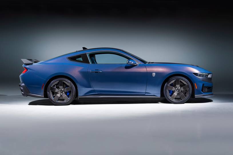 2024 Ford Mustang Dark Horse Coupe Profile