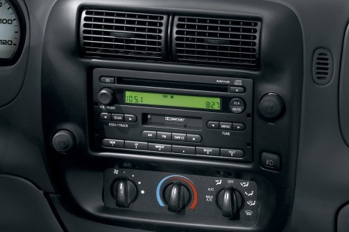 2007 Ford Ranger XLT Extended Cab Pickup Center Console
