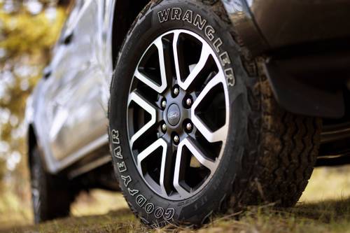2024 Ford Ranger Lariat Crew Cab Pickup Wheel
