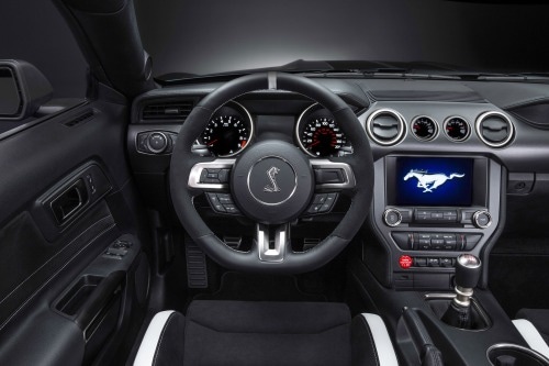 2016 Ford Shelby GT350 R Coupe Dashboard