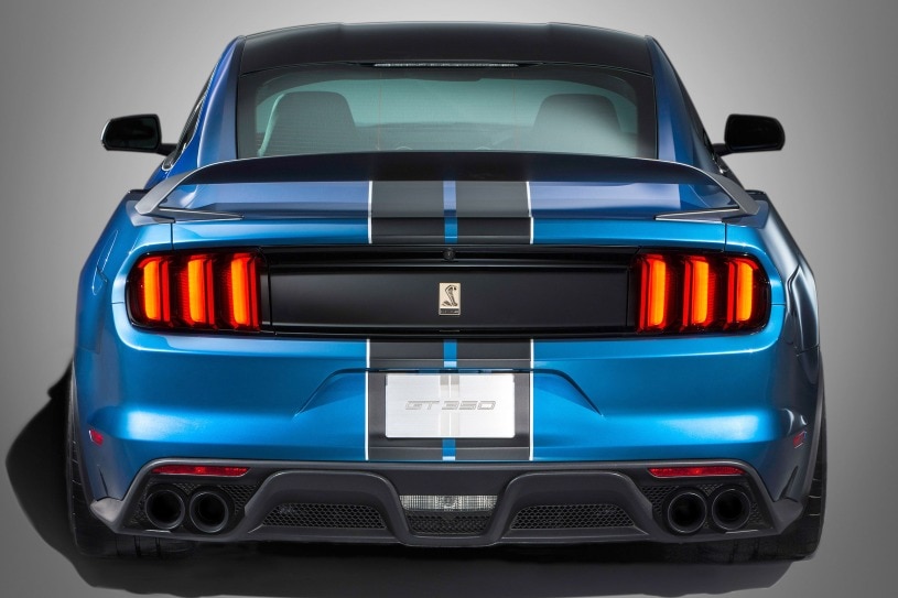 2016 Ford Shelby Gt350 Pictures 121 Photos Edmunds