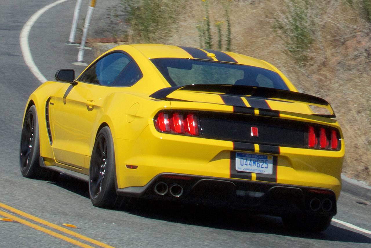 2017 Ford Shelby Gt350 Warning Reviews Top 10 Problems Safety