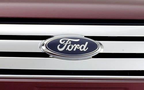 2008 Ford Taurus X Front Grille and Badging